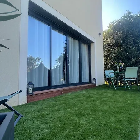 Suite Romantique Avec Spa Et Filet Suspendu Auteuil  Exterior photo
