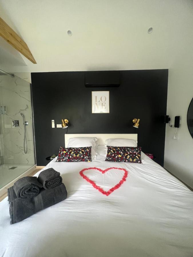 Romantique Avec Et Filet Suspendu * Auteuil (Ile de France)