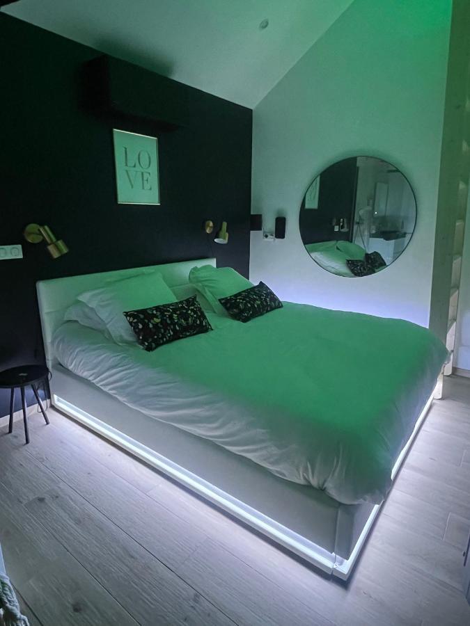 Romantique Avec Et Filet Suspendu Auteuil (Ile de France)