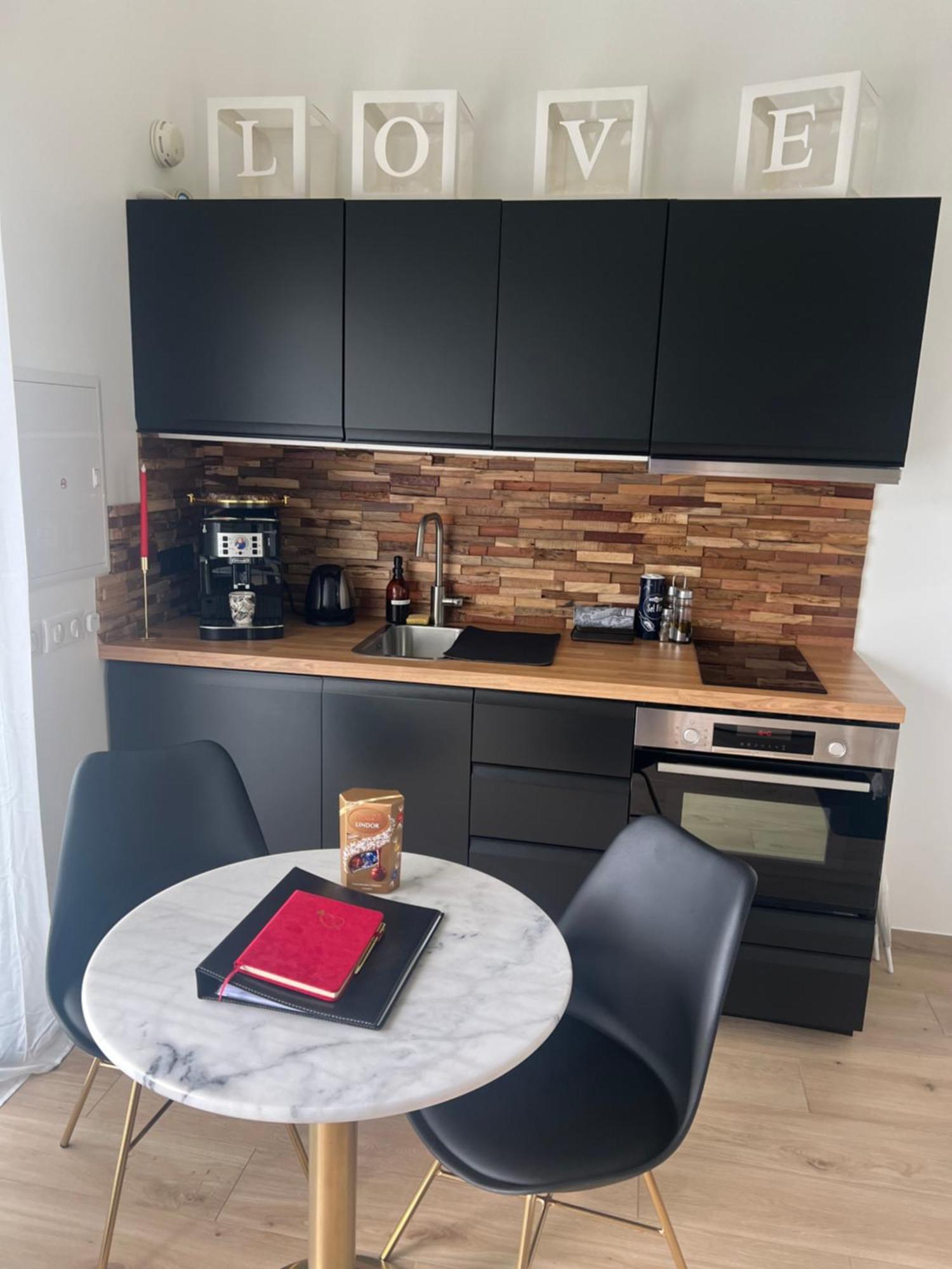 Romantique Avec Et Filet Suspendu * Auteuil (Ile de France)